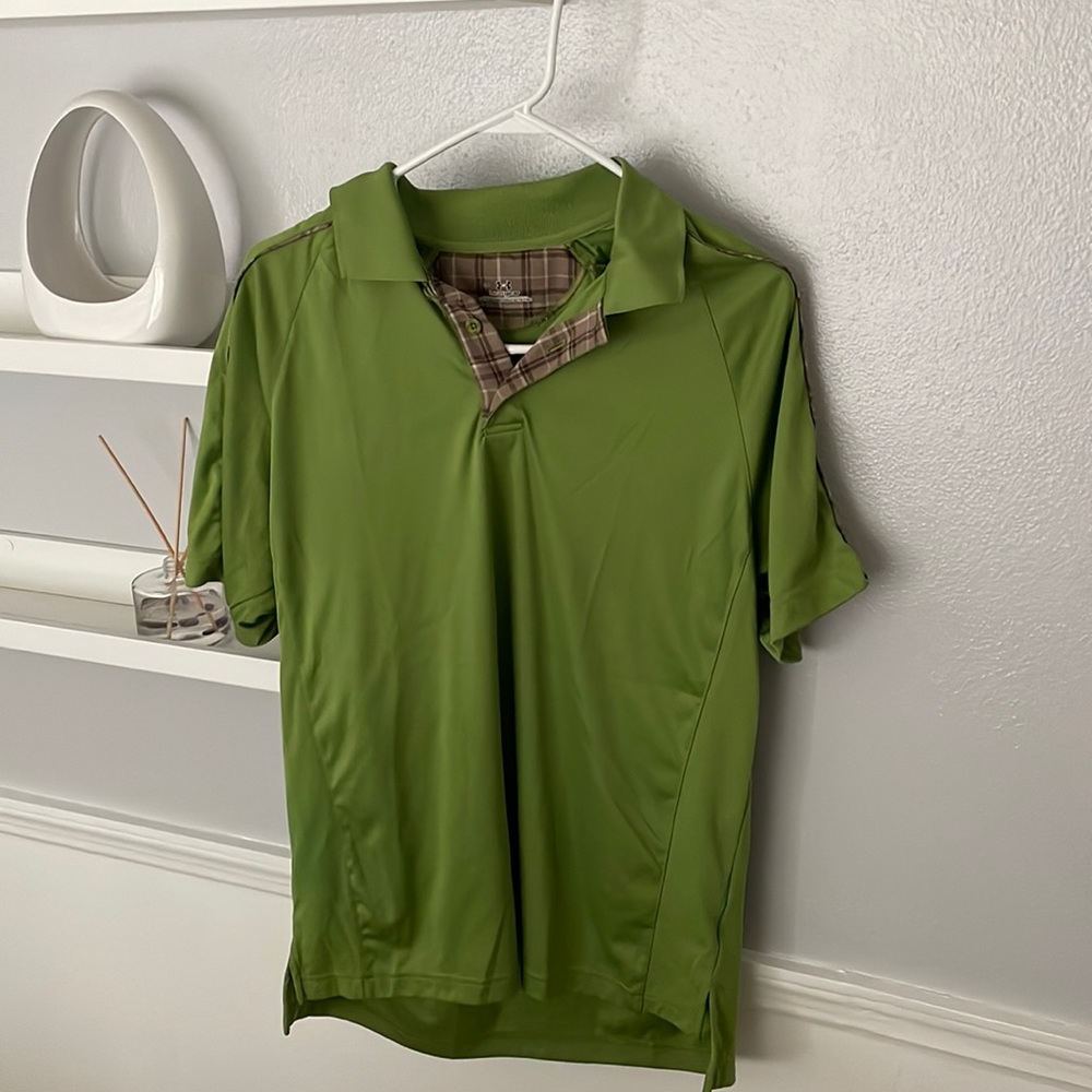 Under Armor heat gear collar shirt